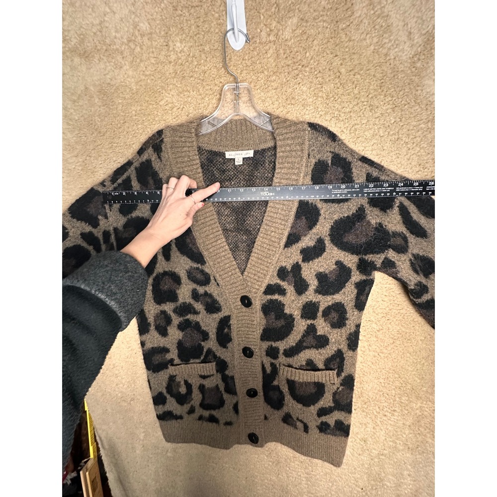 Allison Joy Leopard Print Cardigan Sweater Women's Large Button Front Cozy Knit - Picture 15 of 16